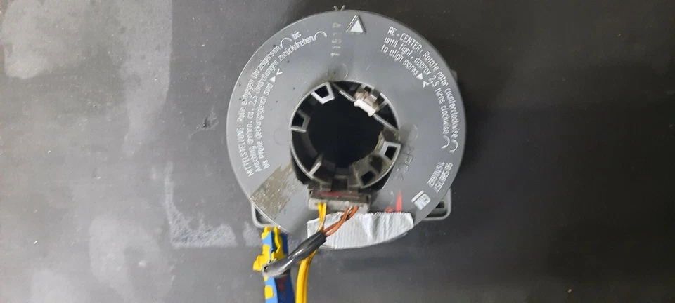 Schleifring Wickelfeder 90588757 OPEL CORSA C (F08, F68) 1.0 - Bild 1 von 1