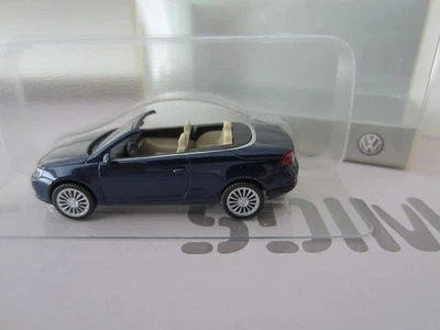 WIKING L.E. VOLKSWAGEN EOS CABRIOLET en modelo AZUL es PLÁSTICO - HO o escala 1:87 Foto 1 de 3