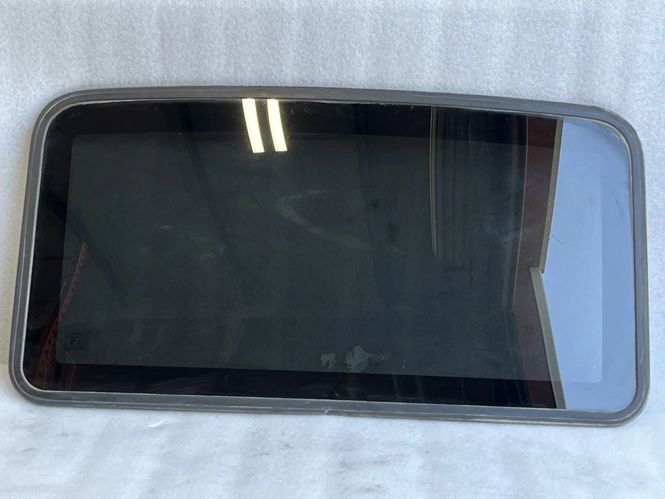 2004 TOYOTA AVALON SUNROOF GLASS WINDOW Foto 1 de 4