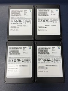 4x Samsung 960GB 2.5" SSD PM1635a Solid State Drive MZ-ILS800B - 512k SECTOR - Picture 1 of 3