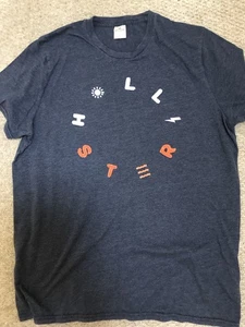 Hollister T-shirt - Picture 1 of 6