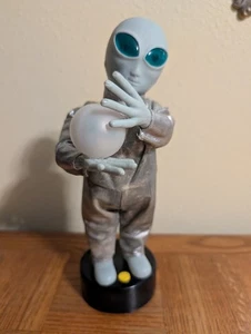 1996 Gemmy Talking Alien Ask The Alien Fortune Teller Electronic Tested Works - Picture 1 of 5