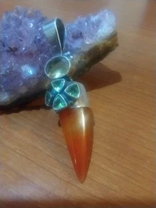 vintage sterling silver carnelian, citrine & peridot carved tooth pendant - Picture 1 of 6