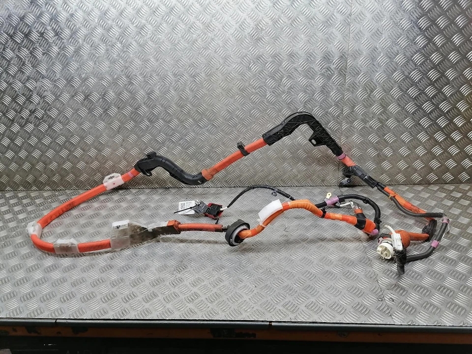 LEXUS CT200H CABLE WIRING HARNESS HIGH VOLTAGE 1.8 PETROL MK1 2014 - 2019 - Image 1 of 4