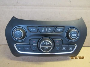 2019 2020 2021 2022 2023 Jeep Cherokee AC Heater Temperature Climate Control OEM - Picture 1 of 6