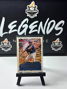 Roger Clemens 1999 Topps #RN8 Baseball Card - Picture 1 of 2