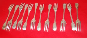 LOT 12 FOURCHETTES  A POISSON 3 DENTS METAL ARGENTE SFAM ARTS DE LA TABLE - Picture 1 of 5