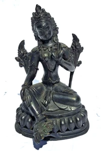 Estatuilla vintage de diosa budista tibetana tara con acabado de bronce verde acabado latón - Imagen 1 de 12