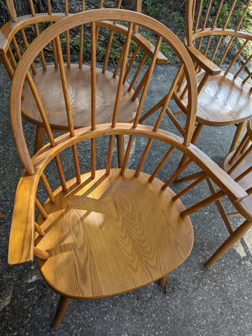 (1) one Vintage 1984 Hardwood Nichols & Stone Windsor Arm Chair (6 available) Cover