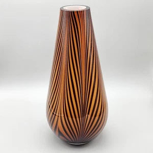 Vaso a righe tigre vetro soffiato a mano, 11 5/8" ""Sahara"" Polonia, marrone e ambra - Foto 1 di 6