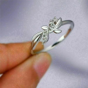 1.50 CT Round Cut Lab Created Diamond Women's Band Ring 14K White Gold Plated - Picture 1 of 6