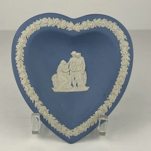 Vintage Wedgwood blau Jasperware Herz Schale weiß Relief Amor Psyche England - Bild 1 von 8