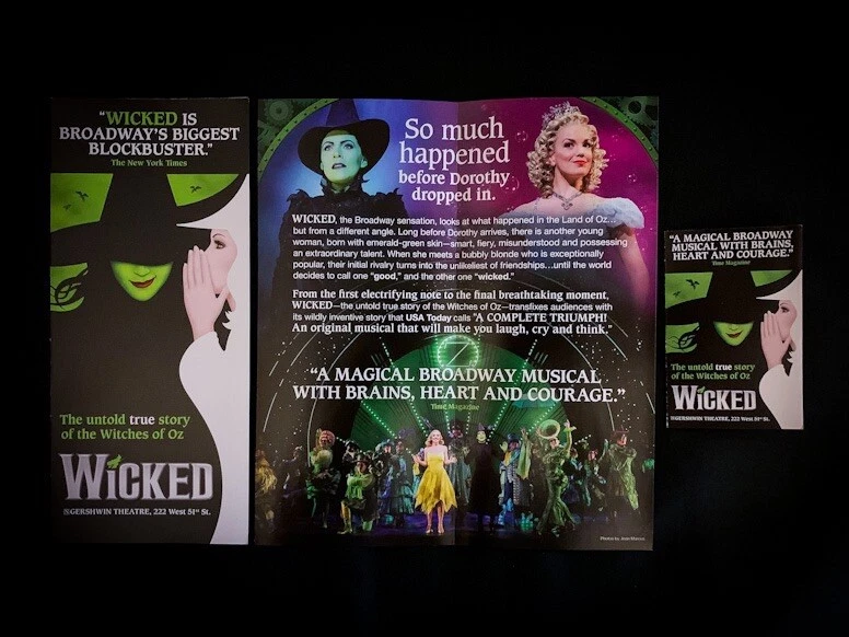 2 WICKED The Broadway Musical Flyers. New York, RACHEL TUCKER, KARA LINDSAY