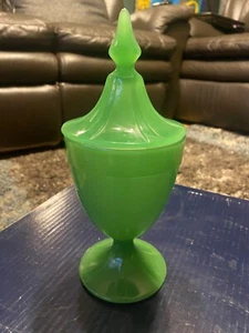 Northwood Colonial Opaque Jadeite Green Covered Apothecary Jar 1920’s - Picture 1 of 6