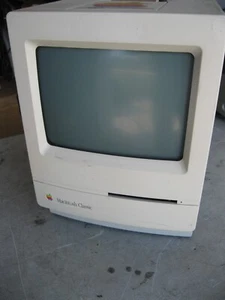 Vintage Apple Macintosh Classic M1420 Computer - Powers ON--AS IS--FOR PARTS - Afbeelding 1 van 10