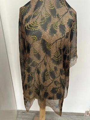 Mantón Burberry S13# seda multicolor 52/52 pulgadas tiene tiradores Foto 1 de 4