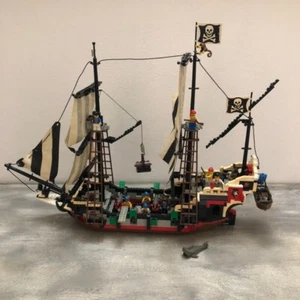 LEGO 6286 GALEONE PIRATI 1993 Skull's Eye Schooner The Black Skull - Foto 1 di 12