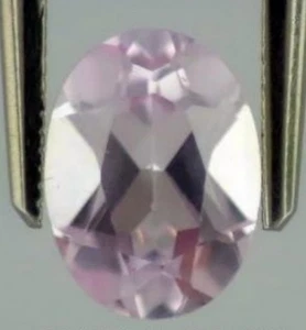 JUEGO DE 2 PIEZAS ZIRCONIA CÚBICA COLOR ZAFIRO ROSA CLARO 8 x 6 MM CORTE OVALADO - Imagen 1 de 1