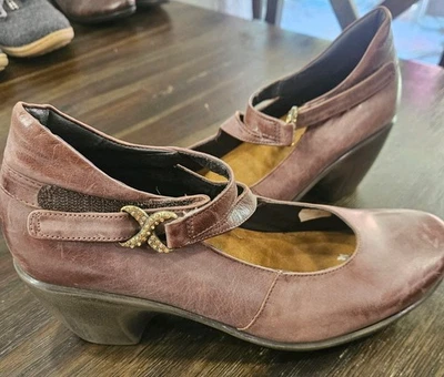 NAOT Warm Brown/Pink  Leather Heels 3"  Mary Jane Adjustable Strap Shoes Sz 40 - Image 1 of 4