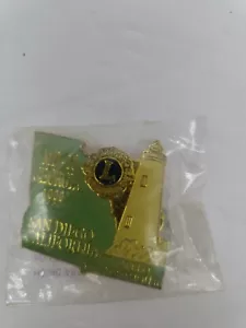 Pin Club de Leones MD-18 Georgia 1999 San Diego California Sapelo Lighthouse - Imagen 1 de 1