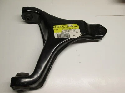 Brazo de control Chevy Monte Carlo Buick Olds 1995-2001 NOS 10114663 UB Foto 1 de 3