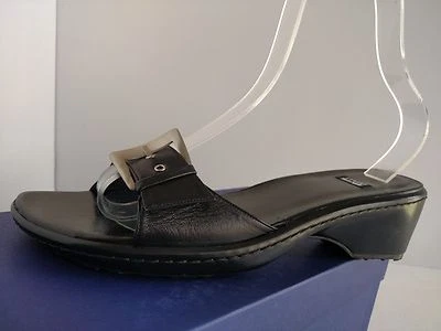  Stuart Weitzman  "SWEETIEPIE"Black NAPPA Flat Slide Slip Leather Sandals 10.5 - Image 1 of 4