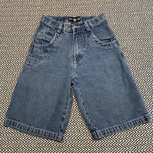 Vintage Direct Hit YOUTH BOYS SIZE 12 Baggy Denim Shorts Embroidered Y2K - Picture 1 of 7