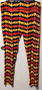 LuLaRoe TC2 HALLOWEEN Leggings Bats Red Orange Yellow - Picture 1 of 10