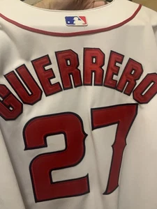 Vintage Trikot Vladimir Guerrero JR Majestic weiß Größe 56 - Bild 1 von 3