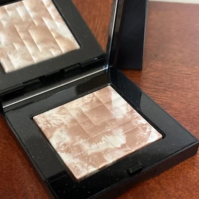 BOBBI MARRÓN POLVO RESALTADOR ROSA BRILLO - 0.28oz/8g - NUEVO SIN CAJA TAMAÑO COMPLETO Foto 1 de 4