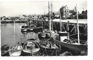 14 GRANDCAMP LE PORT ET BATEAUX DE PECHE - Picture 1 of 1