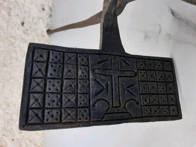 Tres Ancien Gaufrier De Mariage. .Croix.Motifs Religieux.Gaufres. - Photo 1/4