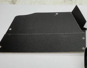 FORD ESCORT MK1 BANDEJA DE PAQUETES DEBAJO DEL TABLERO LH PARA COCHE RHD - Imagen 1 de 1