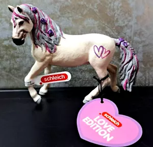 Schleich 72285 Paso Fino Stallion - Love Edition - New - Picture 1 of 3