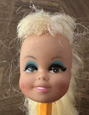 Vintage Maddie Mod Blonde Hair Doll Head Only Gorgeous Foto 1 de 4