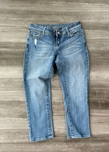 Delia’s Taylor Cropped Capri Jeans Size 1 Embroidered Juniors - Picture 1 of 5