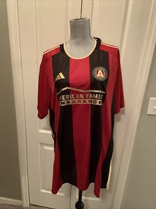 XXL adidas 2023-24 Atlanta United FC 17s Kit. Home Jersey Black Victory Red 2XL - Picture 1 of 6