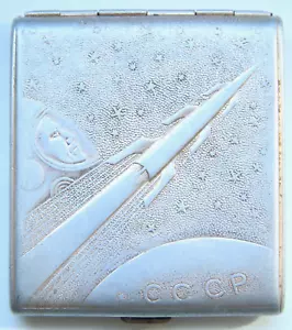 Estuche de cigarrillos vintage soviético Rusia URSS Space Gagarin Vostok 12-04-1961 - Imagen 1 de 5