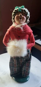 BYERS' CHOICE LTD 1989 THE CAROLERS SINGING WOMAN - Picture 1 of 1