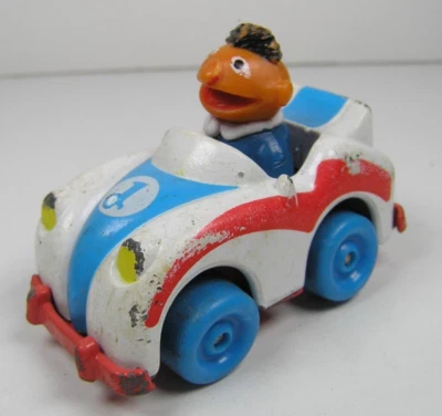 Sesame Street Ernie Race Car 2.5" figura de juguete vehículo diecast 1983 Playskool Foto 1 de 2