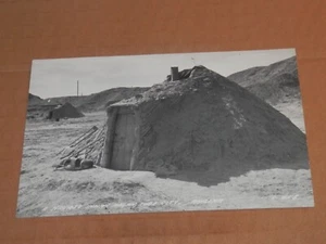TUBA STADT ARIZONA - 1930-1950 ÄRA ECHTFOTO POSTKARTE RPPC - NAVAJO INDIANER HOGAN - Bild 1 von 2