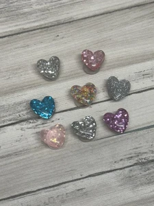 Glitzer 3D Herz Schuh Charms für Crocs oder Clogs 8 Stck. Vorteilspaket Mode - Bild 1 von 2