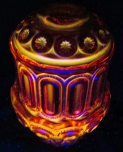 Moon and Stars LE Smith Glass AMBERINA TWO PC FAIRY Candle Tea Light Lamp - Picture 1 of 8