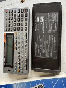 Sharp Taschencomputer PC-1475 - Bild 1 von 5