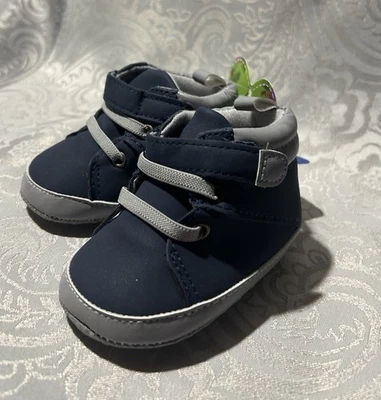 Zapatos de bebé de caña alta para bebé niño 0-12 meses suela suave al tobillo mocasines negros Foto 1 de 4