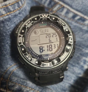 Casio PRO TREK PRW-2500 Tough Solar Green Black Working Damaged Used JAPAN - Picture 1 of 5