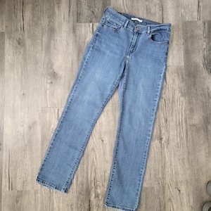 Levi's Classic Straight Womens Sz 8 29/30 Mid Rise Jeans Medium Wash - Picture 1 of 6
