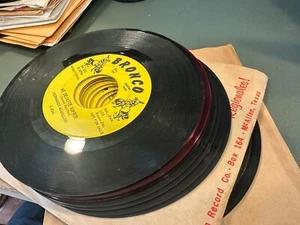 Latin 45 Bronco LOTE Norteño Corrido Tex Mex Tejano Conjunto Melodia Lupita Ray - Imagen 1 de 11