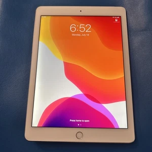 Apple iPad Air Argento Grigio Siderale 128GB - Foto 1 di 4