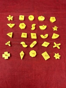 OEM Vintage 1975 Lakeside PERFECTION GAME all 25 Yellow REPLACEMENT PIECES - Picture 1 of 3